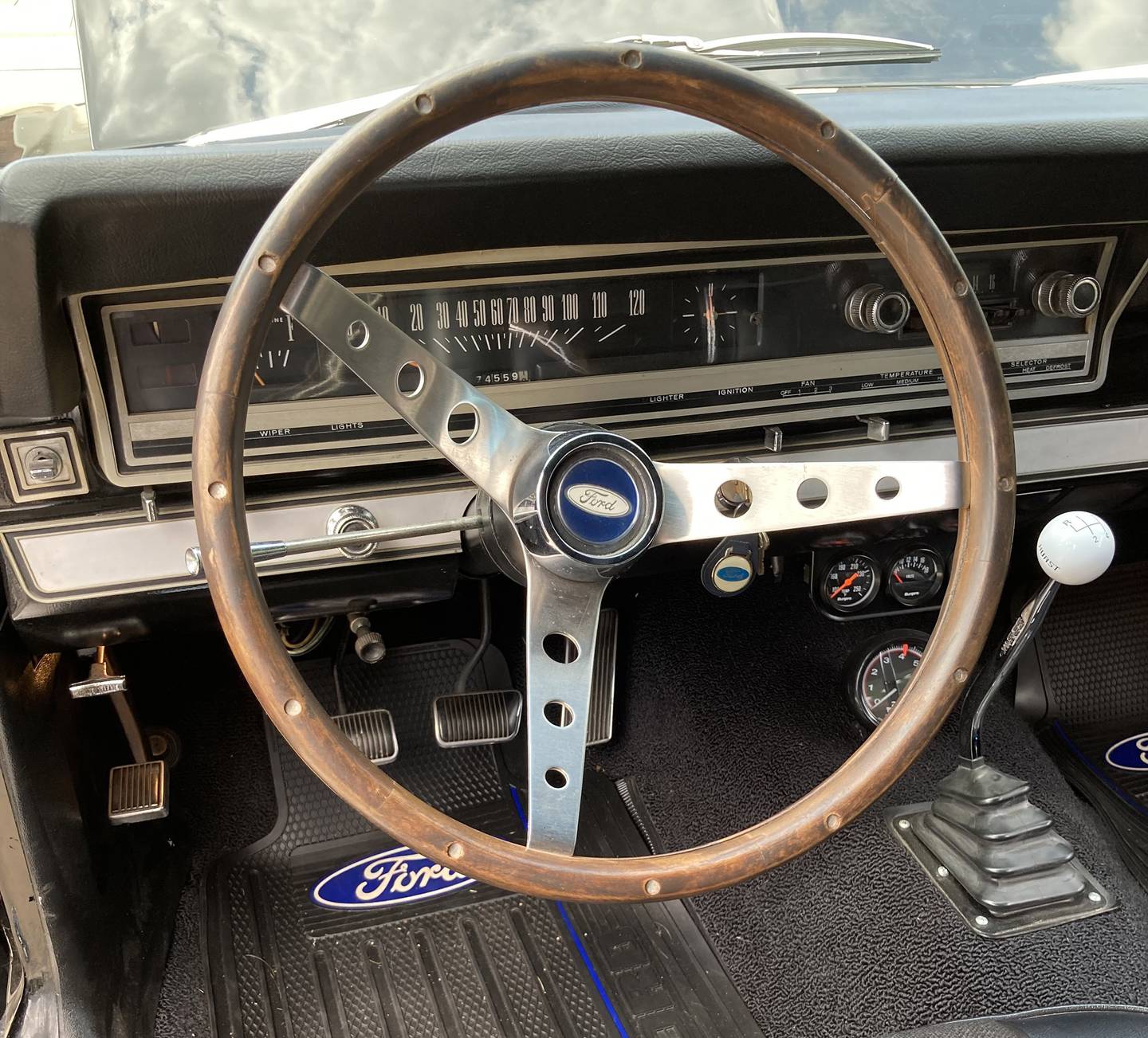 Photos by Steve Rubens - 1966 Ford Fairlane Interior