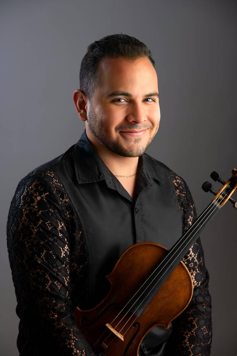 Samuel Vargas will perform Tchaikovsky’s Violin Concerto with the Elgin Symphony Orchestra during its April 5 & 6 concerts.