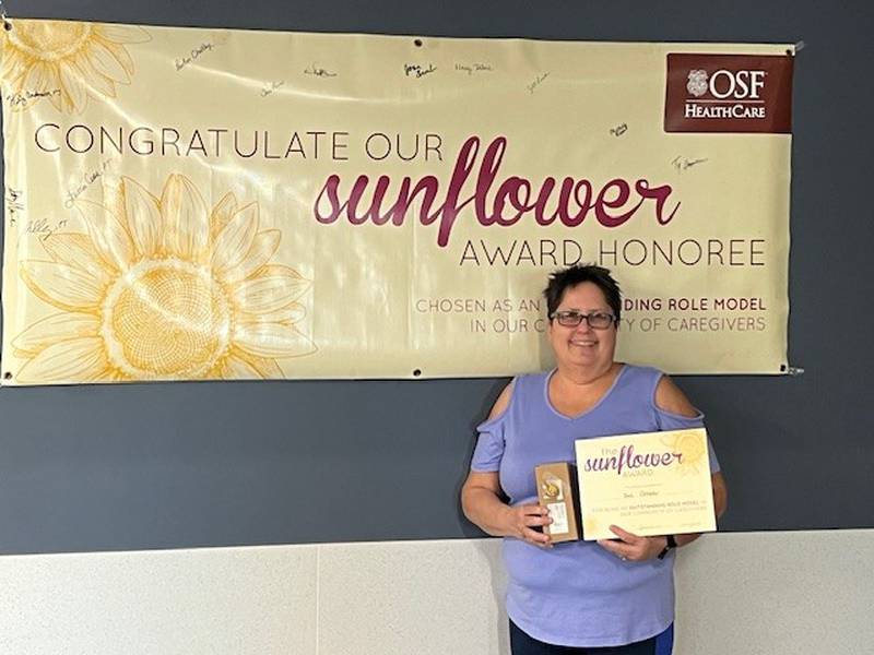 OSF HealthCare Multispecialty Services announced Dodi Callister, a recently retired physical therapist at the OSF Center for Health in Streator, was recently presented with a Sunflower Award.