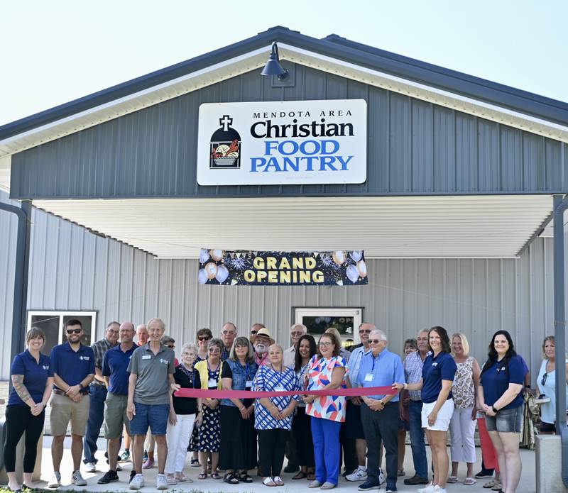 The food pantry, located at 710 6th Ave. in Mendota, celebrated its grand opening with a ribbon-cutting Sunday attended by friends, family, and public officials.