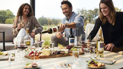 Uncorked: Winemaker benefits from shared artist's eye