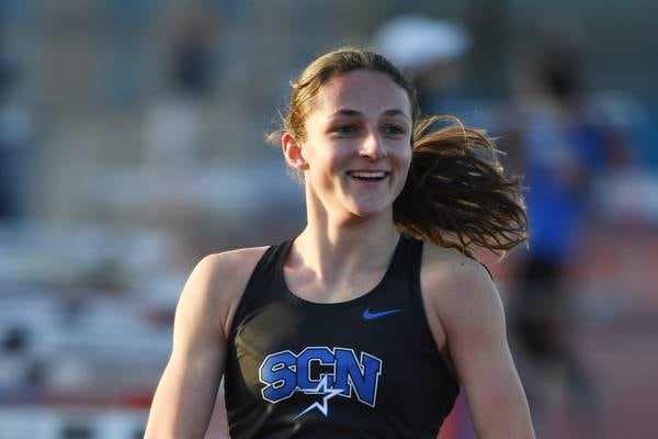 Kara Glenn-led St. Charles North claims second straight sectional title at 3A Hoffman Estates Sectional