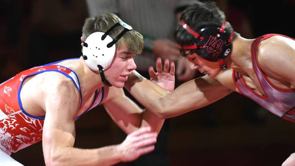 Photos: Oregon wrestlers host Polo and Fulton