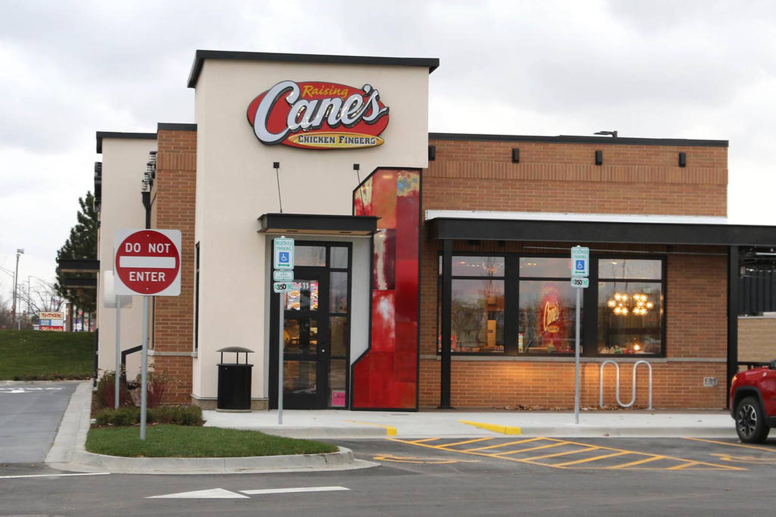 Raising Cane’s to celebrate grand opening in Gurnee Shaw Local