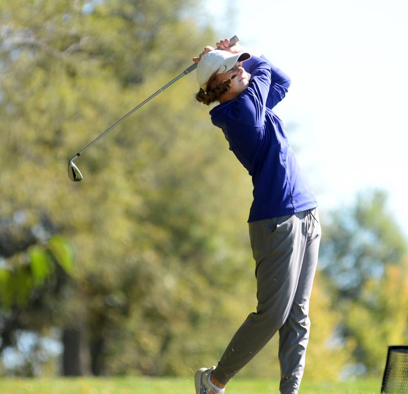 Dixon's Rachel Drew watches her tee shot at the 1A regional at Wolf Hollow Golf Course in Lena on Tuesday, Oct. 1, 2024.