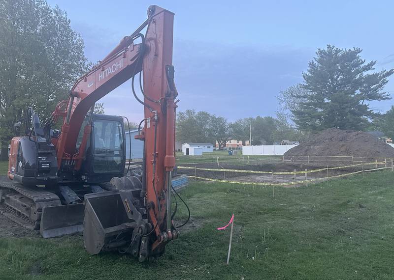 Work has began on the groundbreaking of the Habitat For Humanity home on Thursday, May 15, 2025 near the intersection of Cherry and Marquette Street in Princeton.  The home will take 6 to 9 months to complete. A family of 6, including 4 young children, will move into the home. Volunteers interested in helping with the home are asked to contact to Habitat for Humanity La Salle, Bureau, Putnam Counties by contacting the Peru office.