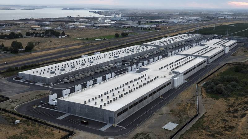 FILE - Amazon Web Services data center is visible on Aug. 22, 2024, in Boardman, Ore. (AP Photo/Jenny Kane, File)