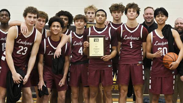 Photos: Lemont vs. Lockport, WJOL boys basketball tournament