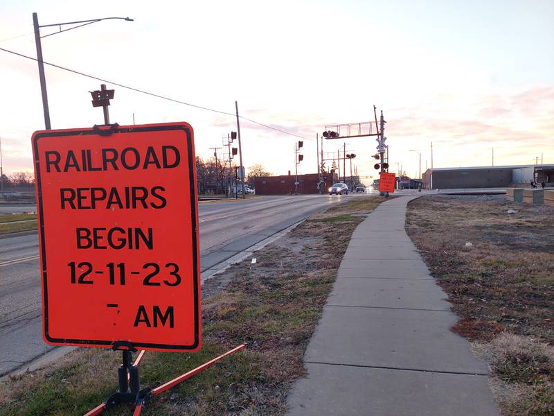 The Burlington Northern/Santa Fe railroad crossing at Main Street in Streator will be closed for three days beginning Monday, Dec. 10, for construction.