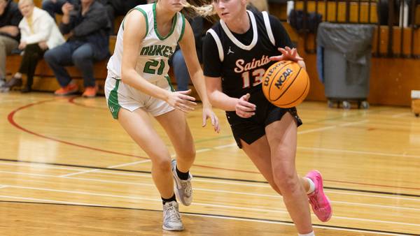 Photos: St. Charles East vs. York girls basketball at the York Thanksgiving Tournament