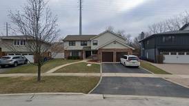 Single-family home sells for $771,000 in Elmhurst