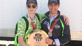 Trio of local hockey players leads Chicago Mission to national championship