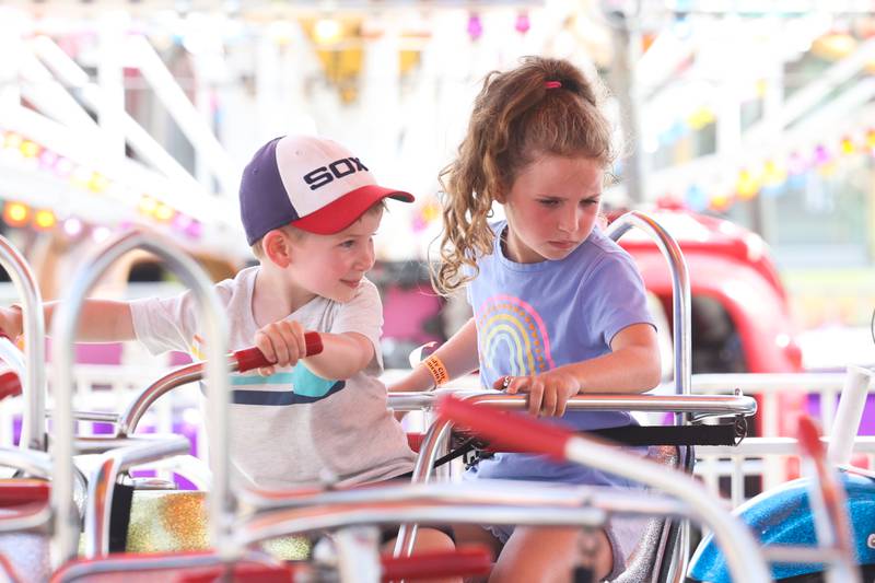 Photos Shorewood Crossroads Festival Shaw Local