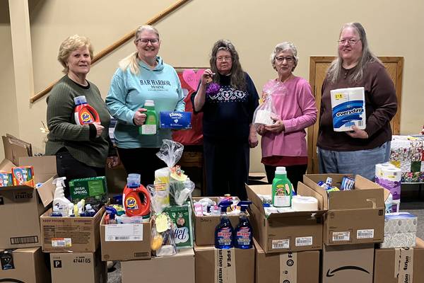 Oregon Church of God Mission Committee hosts Love Drive for food pantries