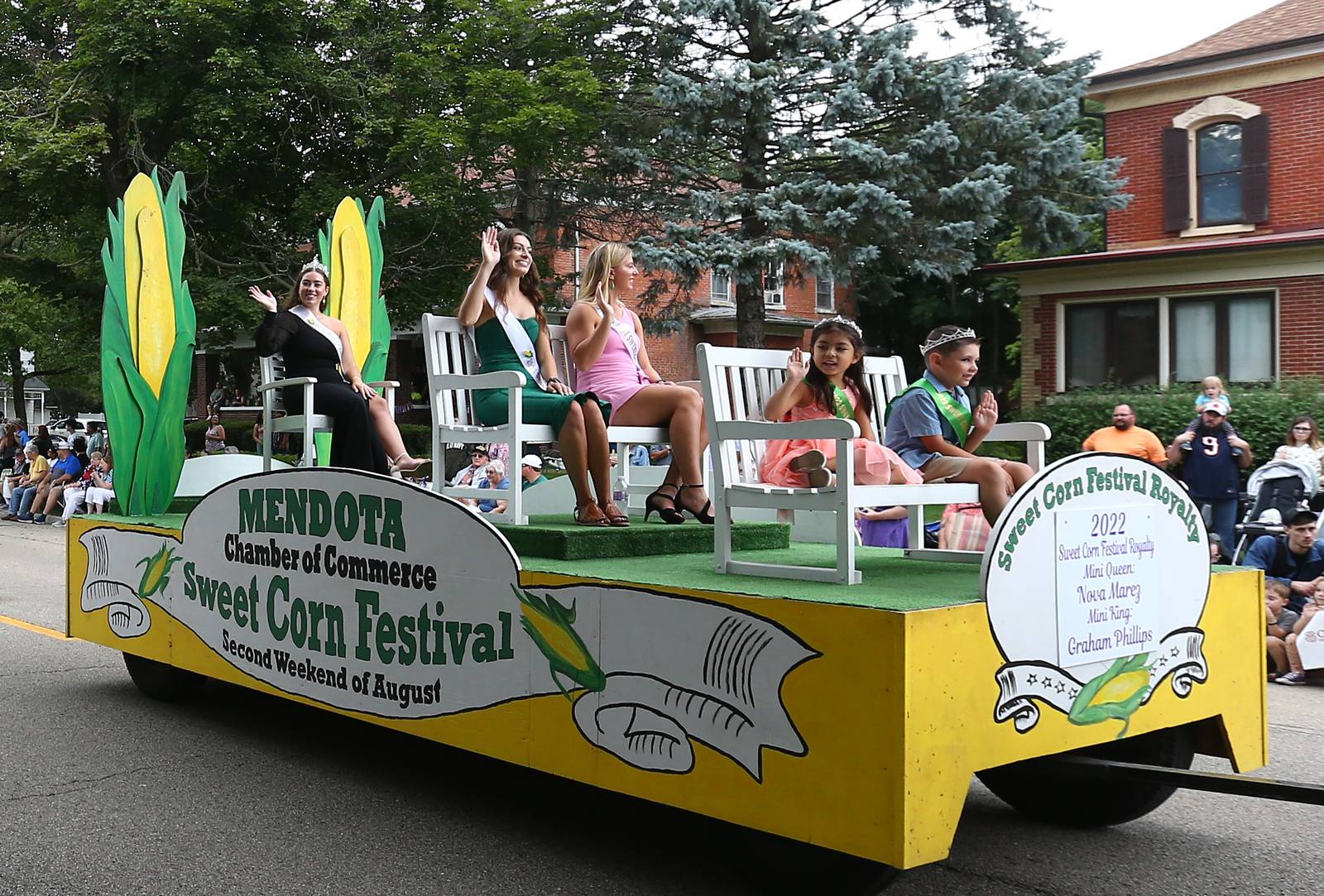 Photos 75th annual Mendota Sweet Corn Festival and parade Shaw Local
