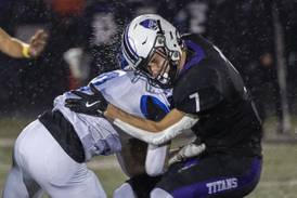 Newman falls to undefeated El Paso-Gridley in second round