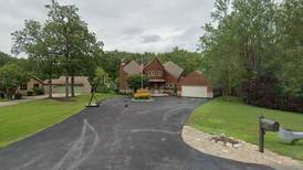 Orland Park: Single-family home goes for $725,000