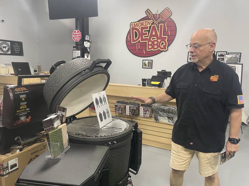 Smokin' Deal BBQ owner Jeff Silvers shares the advantages of cooking in a BSTRD Kamado Grill. BSTRD will be among product lines featured at Silvers' Oct. 4 Fall Flavor Fest at his Vernon Hills store.