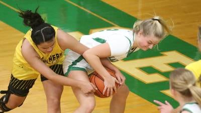 Photos: Putnam County vs Seneca girls basketball