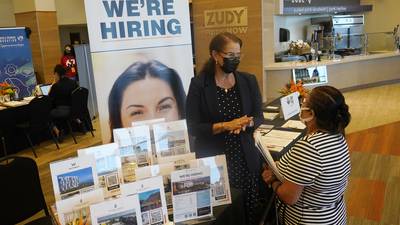 US employers add 199,000 jobs as unemployment falls to 3.9% 
