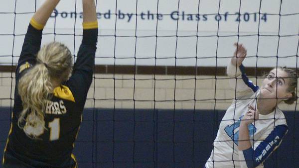 Girls volleyball: Marquette overcomes slow start, tops Putnam County 25-23, 25-21