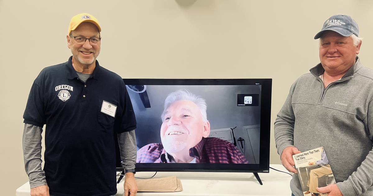 Massey speaks at Oregon Lions Club meeting