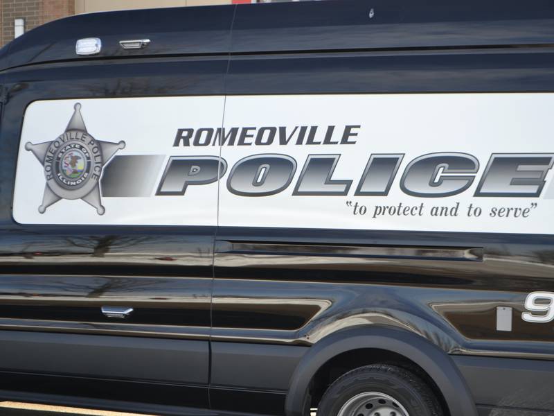 One person killed in Romeoville crash on Illinois Route 53