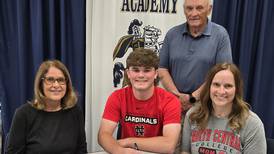 Marquette’s Ashton Grady signs to golf for North Central College