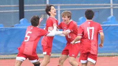 Hinsdale Central scores three goals in 25 minutes to win 3A third-place game