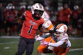 BBCHS gets explosive plays from run game, special teams in 42-21 win