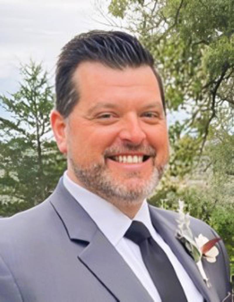 Andrew Barrett, currently Geneva District 304's Assistant Superintendent for Learning and Teaching, is seeking appointment as the district's new superintendent.