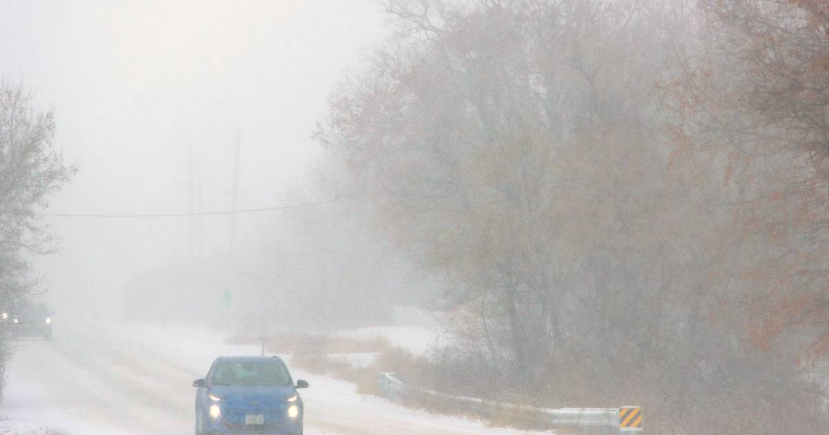 Northern Illinois faces another round of snow Monday as arctic air settles in