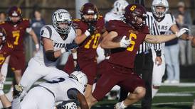 Here are the IHSA football playoff quarterfinal-round scores 