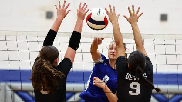 After ‘letting up’ in second set, Princeton bounces back in third to beat Hall