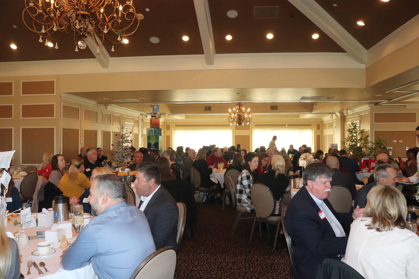 The St. Charles Area Chamber of Commerce holds their Annual Meeting and Membership Breakfast on Thursday, November 9, 2023, at the St. Charles Country Club.