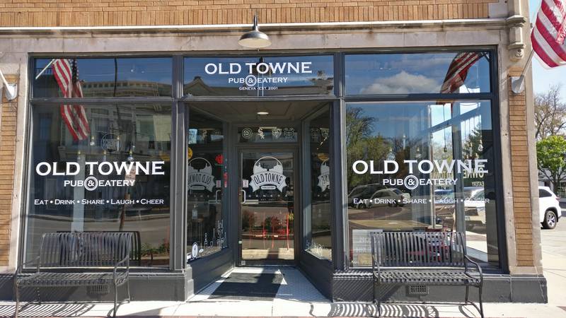 Old Towne Pub & Eatery in Geneva