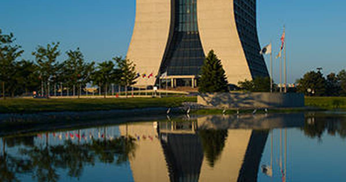 St. Charles student chosen to participate in Fermilab summer internship