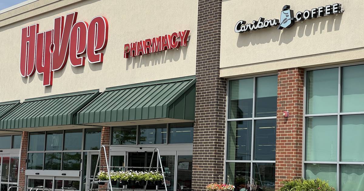 Peru Hy-Vee raises $4,308 for local food pantries