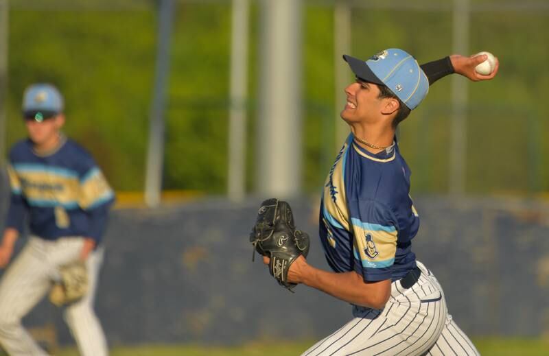 Marquette Academy's Taylor Waldron (3) throws against Chicago Hope Academy during the 1A baseball sectional semifinal at Judson University in Elgin on Thursday, May 25, 2023.