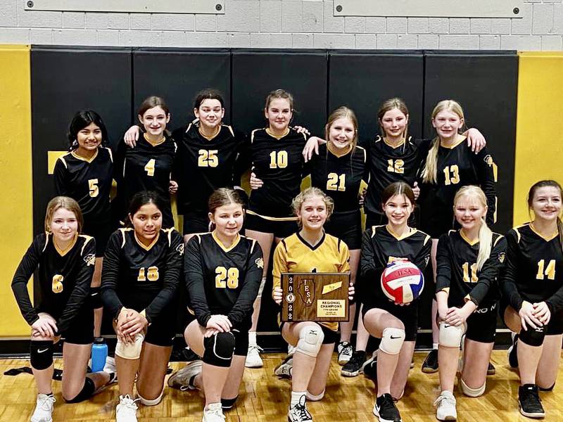 The Putnam County Junior High 7th grade volleyball team captured their first regional volleyball championship Tuesday, March 1, 2022, defeating Streator Woodland, 25-15, 25-21 in their own regional.