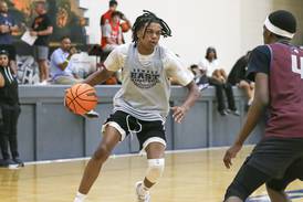 Mason Lockett, back healthy, set to lead Oswego East as one of state’s top senior prospects