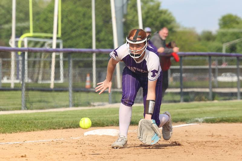 Manteno's Savanna Watkins fields a grounder at third base during Manteno's 11-1 loss to Seneca on Friday, May 8, 2026.