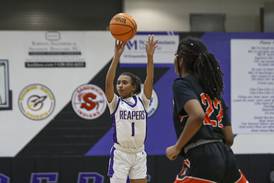 Jadyn Long, Plano catch fire late to run away from Sandwich