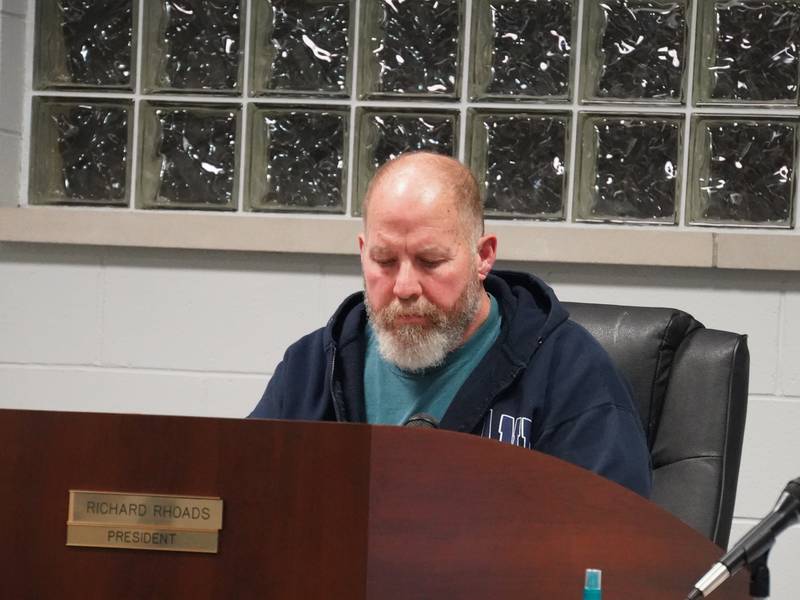 Hillcrest village president Rhoads resigns, Potter voted president pro tempore