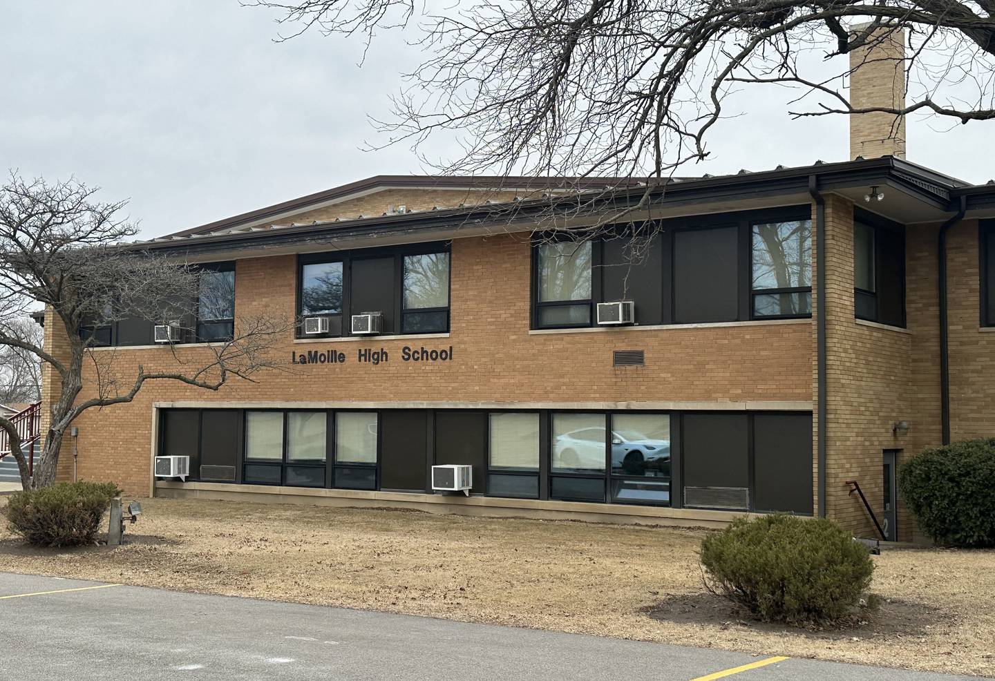 A view of LaMoille High School on Tuesday, Feb. 24, 2026 in LaMoille. Voters in La Moille are being asked this primary election whether or not to deactivate their 9th thru 12th grade high school. The non-binding, ballot question goes on to ask voters if they would want the district to negotiate enrollment agreements with one or more neighboring high school districts to “educate our high school students?”