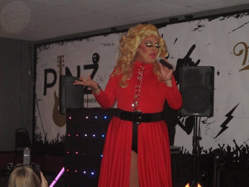 Drag artist Aleyna Couture performs at Yorkville's Pinz Entertainment Center on Aug. 21, 2022.