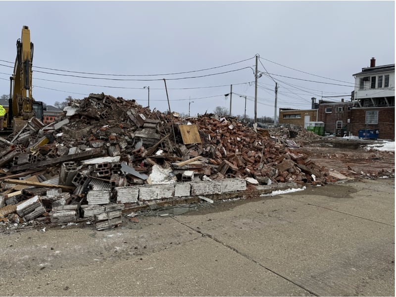 Demolition of two buildings on the 800 block of Illinois Avenue in Mendota.