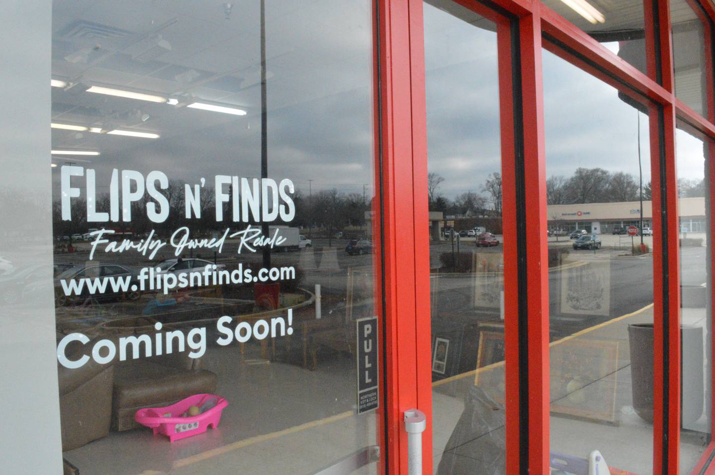 Flips n' Finds, a planned new resale store, is one of several new commercial tenants set to start business in the McHenry Plaza shopping center within the coming months. McHenry Plaza was purchased this fall for $2.3 million by a new owner, Brookwood Capital Advisors.