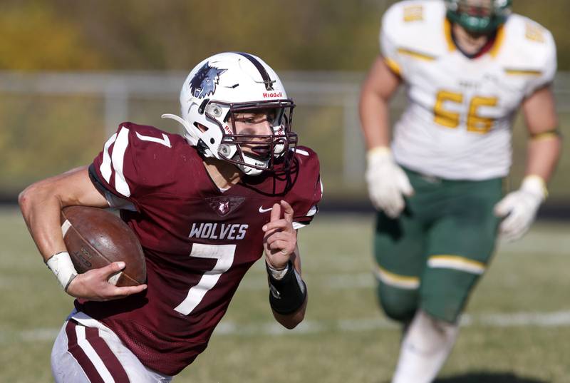 Prairie Ridge's Tyler Vasey runs for a touchdown during a IHSA Class 6A first round playoff football game Saturday, Oct. 29, 2022, between Prairie Ridge and Crystal Lake South at Prairie Ridge High School in Crystal Lake.
