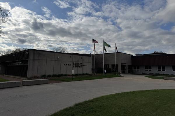 Minooka students earn Director Awards from vocational center